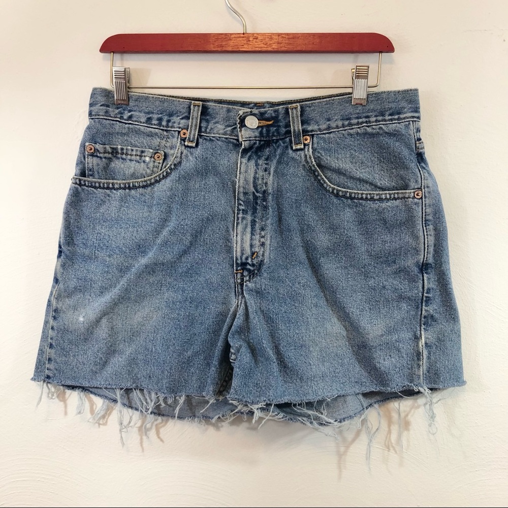 Vintage Y2K LEVI’S 550 Relaxed Fit Denim Blue Jean Cutoffs DIY Size 32 Waist